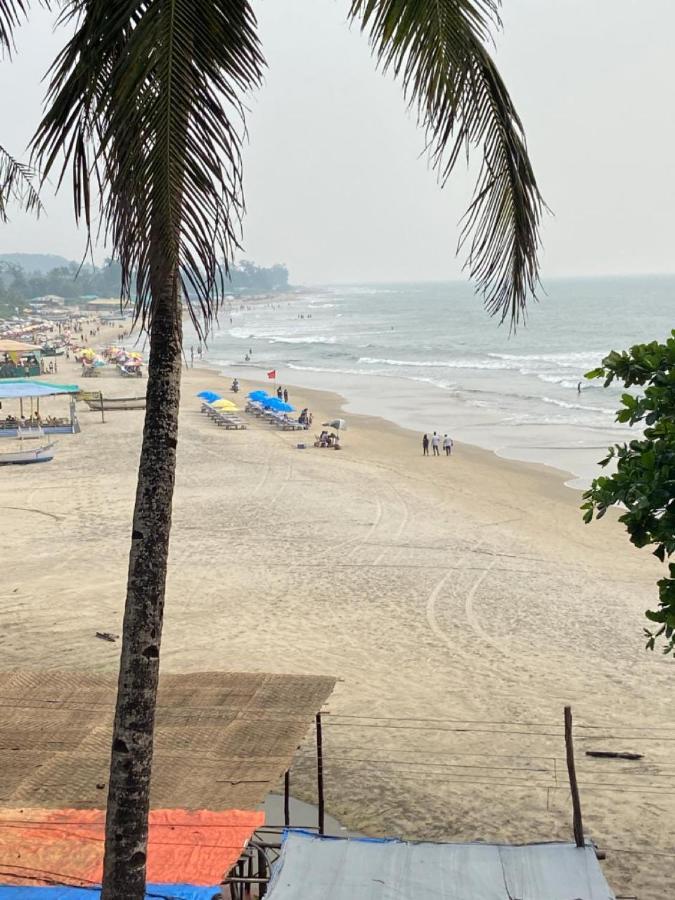 This Is It Beachfront - Rooms, Cafe & Events أرامبول المظهر الخارجي الصورة