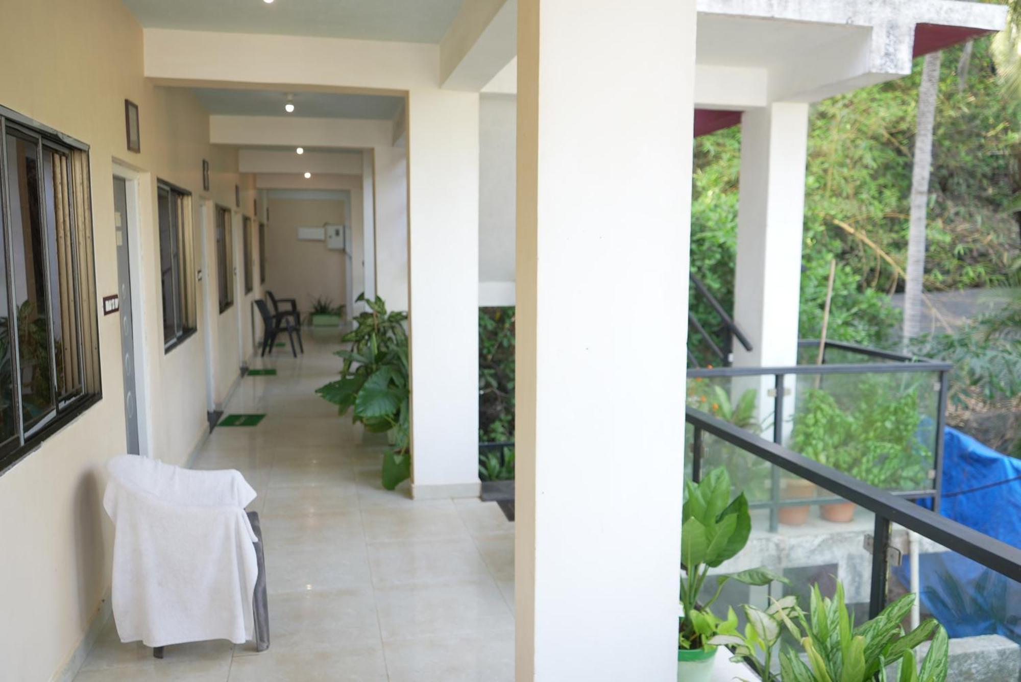 This Is It Beachfront - Rooms, Cafe & Events أرامبول المظهر الخارجي الصورة