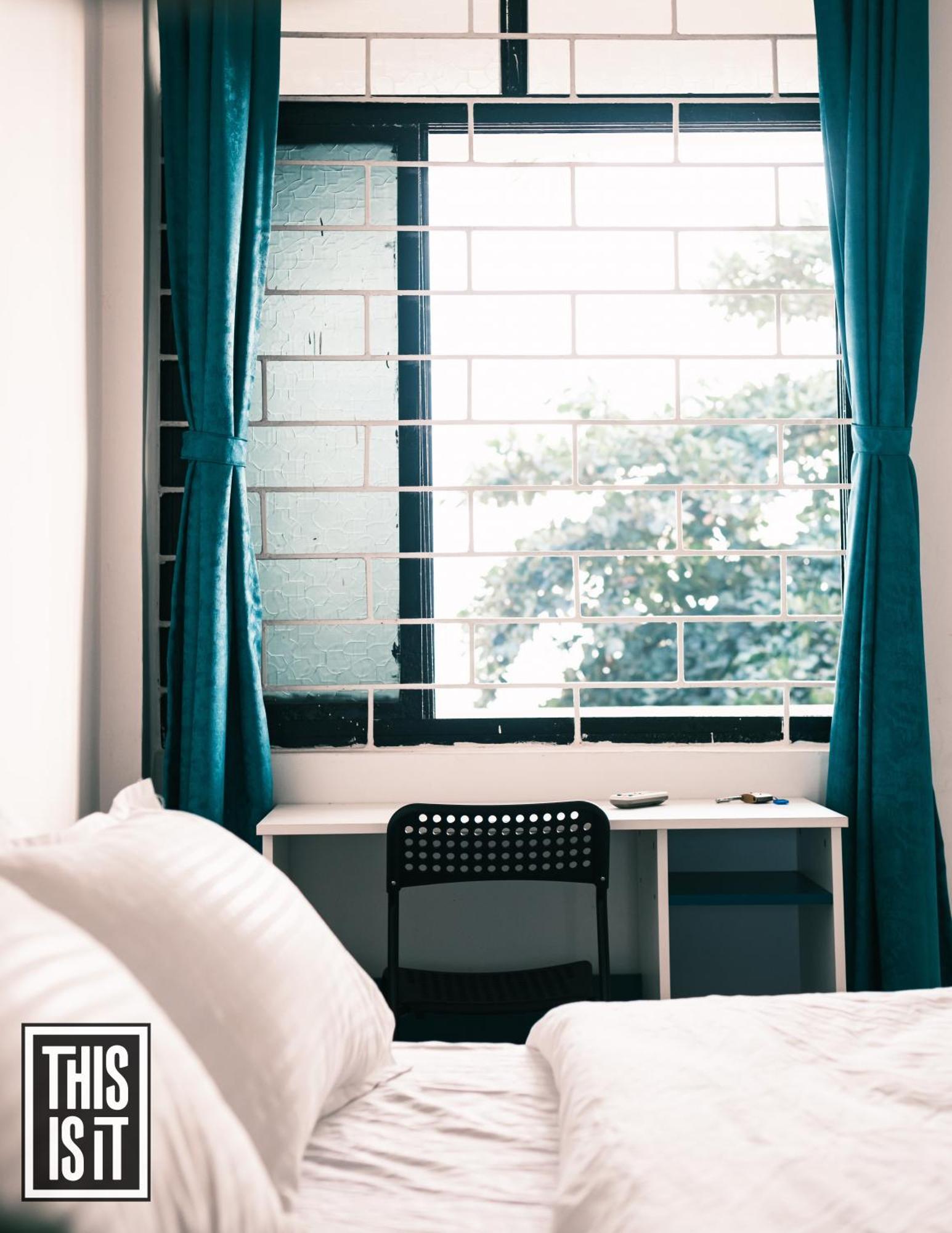 This Is It Beachfront - Rooms, Cafe & Events أرامبول المظهر الخارجي الصورة
